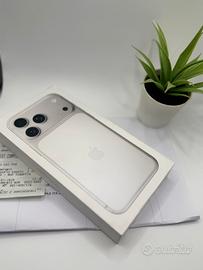 iPhone 17 Pro Max 256gb•SIGILLATO