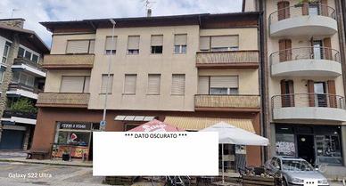 Immobile in asta di 154 m² con 3 locali e box auto