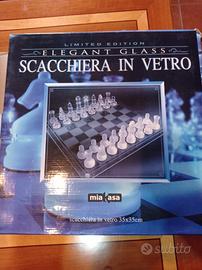 scacchiera in vetro 