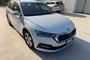 Skoda Octavia 2.0 TDI EVO SCR 150 CV DSG 4x4 Wagon