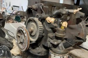 Motore Fiat 2000 bialbero 131 