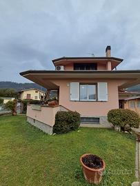 Stiava villa schiera di angolo