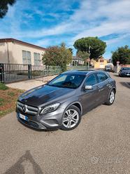 Mercedes GLA