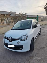🚗 Renault Twingo Duel 2 2019 FULL OPTIONAL