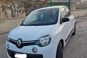 🚗 Renault Twingo Duel 2 2019 FULL OPTIONAL