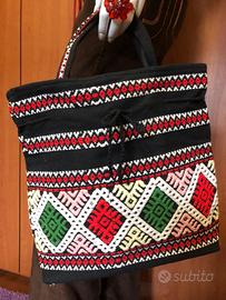 Borsa in tessuto in filato Boho/Hippie style