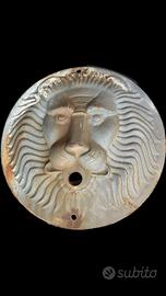 Testa leone in  ghisa per fontana