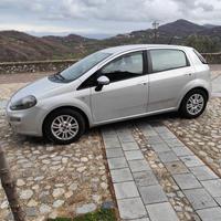 Fiat punto evo 2012 cilindrata 1.3 Multijet 85 cv 