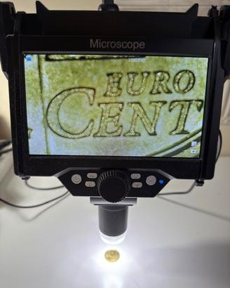 Microscopio Digitale LCD 12MP 7 Pollici con asta