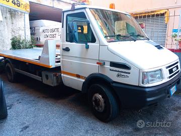 Carro Attrezzi IVECO 2.8cc PATENTE C - IVA ESPOSTA