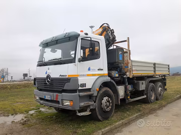 MERCEDES ATEGO 1828 RIBALTABILE CON GRU
