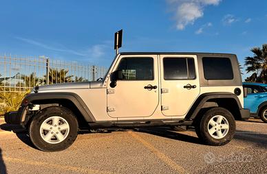 JEEP WRANGLER UNLIMITED 2.8 CRD AUTOMATICA