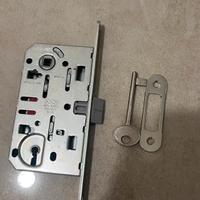 Serratura  per porta interna