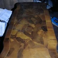 tavolo legno intarsiato