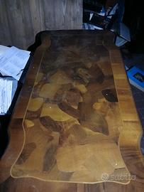 tavolo legno intarsiato