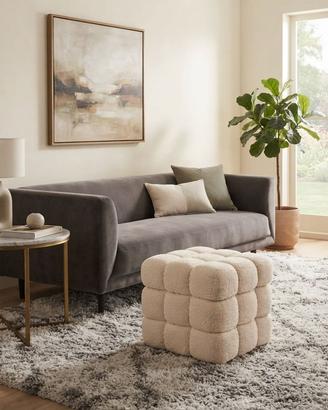 Pouf bianco, morbido. Struttura in legno