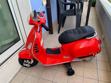 Vespa elettrica per bambini