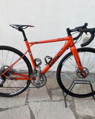 Bici da corsa BMC “Granfondo”