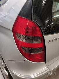 Fanale post sx MERCEDES-BENZ CLASSE A 2005