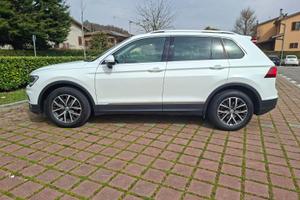 VW Tiguan 2.0 Business TDI 150 CV / 110 kW 09/2017