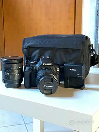 Fotocamera - Canon EOS 2000D e accessori