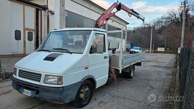 Iveco Turbo Daily 35 10 cassone fisso con gru - 19