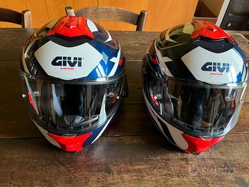 Caschi modulari givi