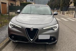 Alfa Romo Stelvio Q4