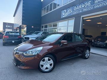Renault Clio 1.2 75CV Neopatentati