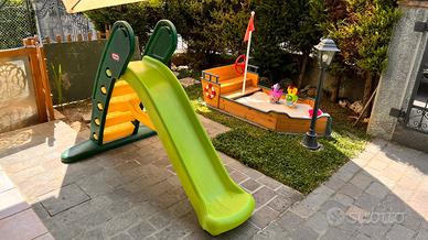 Scivolo gifante per bambini