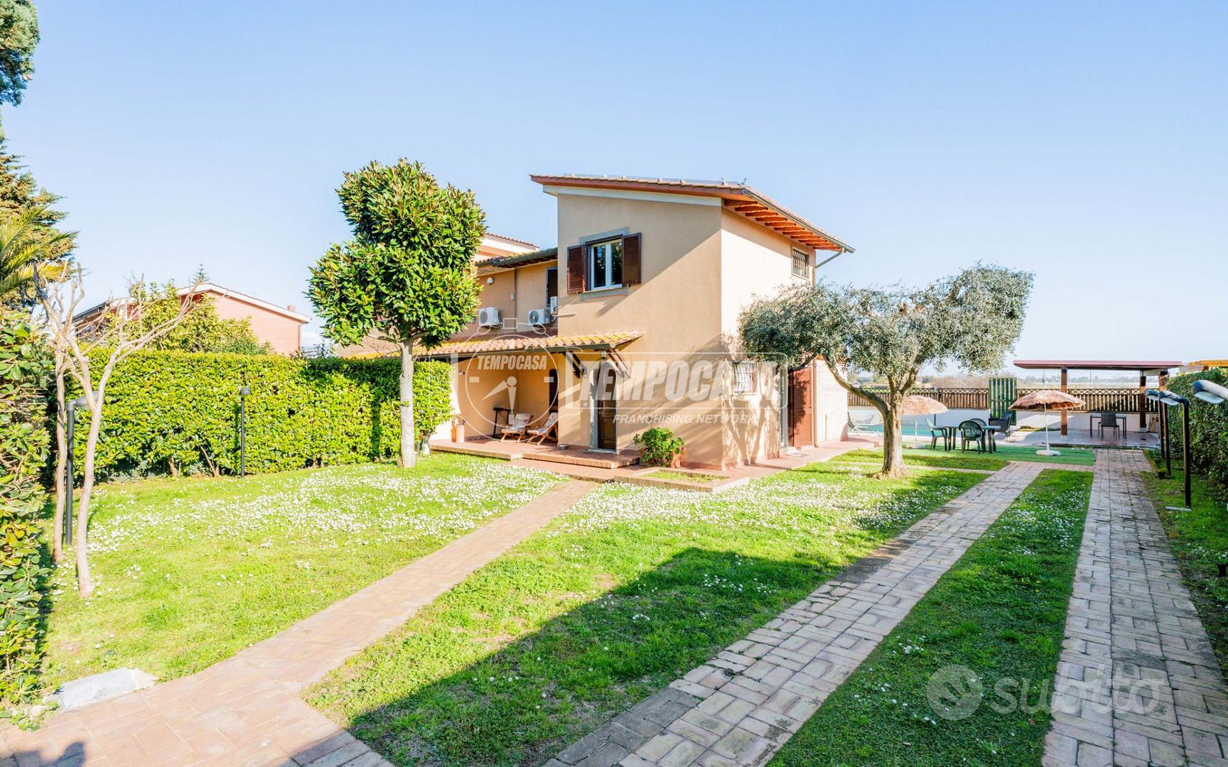 Casa – Ladispoli, Monteroni - Vista 2