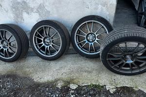 Cerchi Oz Racing ULTRALEGGERA 8Jx18 5X112 ET 48