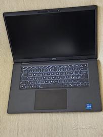 PC Portatile Dell i5 ram 8gb ssd 500gb schermo 15"