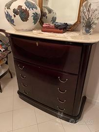 Set di mobili di classe Radica e Marmo