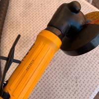 Smerigliatrice ad aria