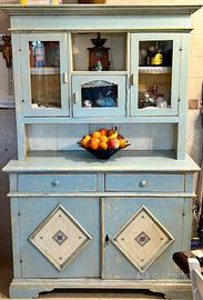 Credenza in legno effetto shabby
