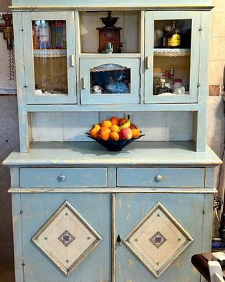Credenza in legno effetto shabby