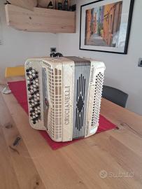 fisarmonica cromatica o a bottoni