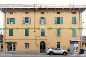 2 LOCALI A VALSAMOGGIA
