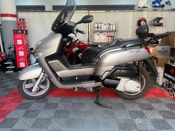 Yamaha Versity 300 bauletto