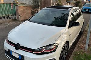 Volkswagen Golf GTI 7.5 performance