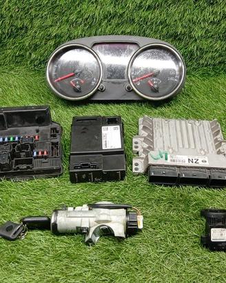 KIT CHIAVI CENTRALINA MOTORE NISSAN Qashqai Serie