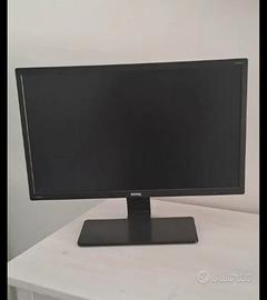 Monitor Benq 22 pollici + regal9 webcam