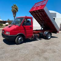Iveco Daily 35 10 ribaltabile trilaterale