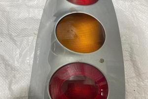 Stop posteriore sinistro Smart 450 prima serie