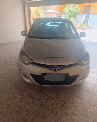 HYUNDAI i20 2014  1.2 BENZINA/GPL 