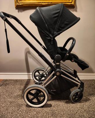 Passeggino - carrozzina - ovetto CYBEX