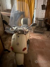 Vespa Piaggio 50