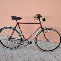 Bicicletta da 28 rossa Atala meccanica perfetta