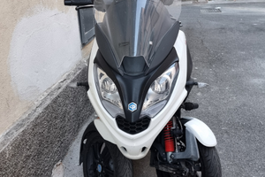 Scooter Piaggio mp3 hpe sport 2019